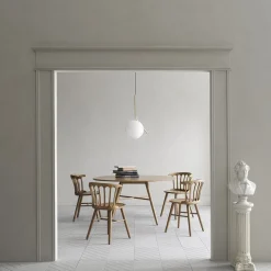 Hans K San Marco pöytä, pyöreä 140cm, tammi