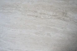 Rowico Orwel sohvapöytä, beige/valkopesty